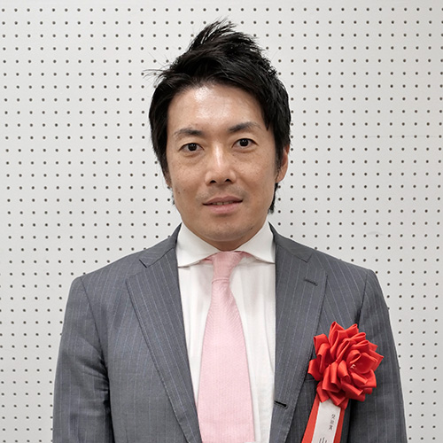 山﨑 敦 氏